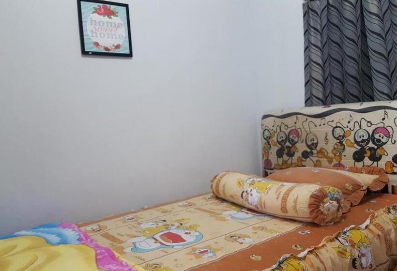 Семейный Номер, R2 Guest House