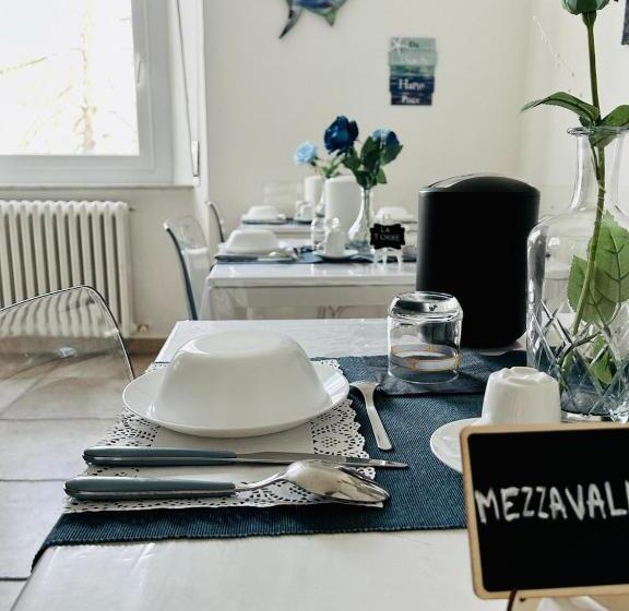 اتاق استاندارد, B&b Il Poeta Sul Mare