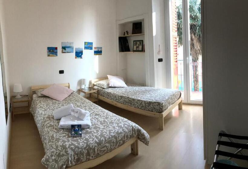 اتاق استاندارد, B&b Il Poeta Sul Mare