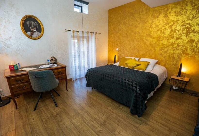 Семейное Студио, La Chambre Enchantée