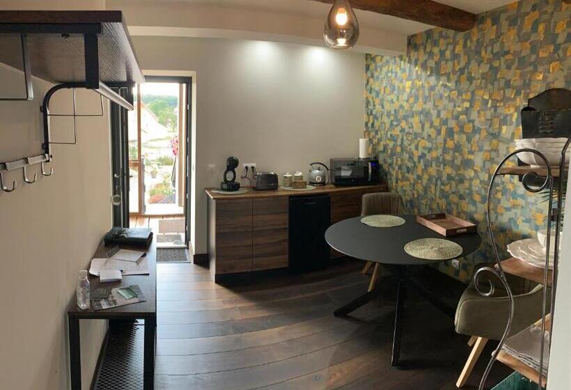 Апартаменты 3 Спальни, La Chambre Enchantée