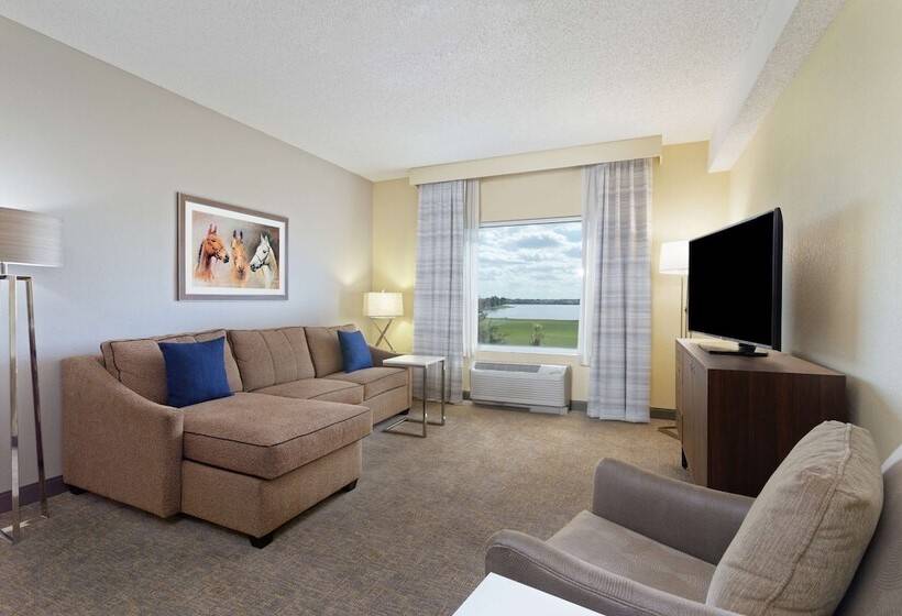 Люкс, Hampton Inn & Suites Wellington
