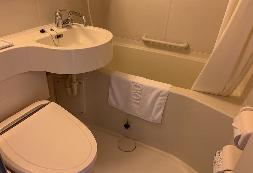 Номер Economy, Toyoko Inn Tokyo Kanda Akihabara