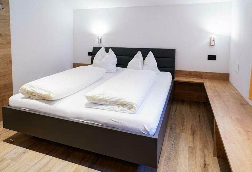 Четырехместный Номер Стандарт, Haus Herta B&b