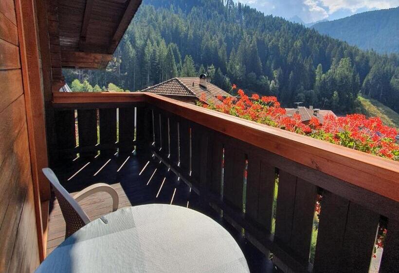 Номер Стандарт с Балконом, Haus Herta B&b