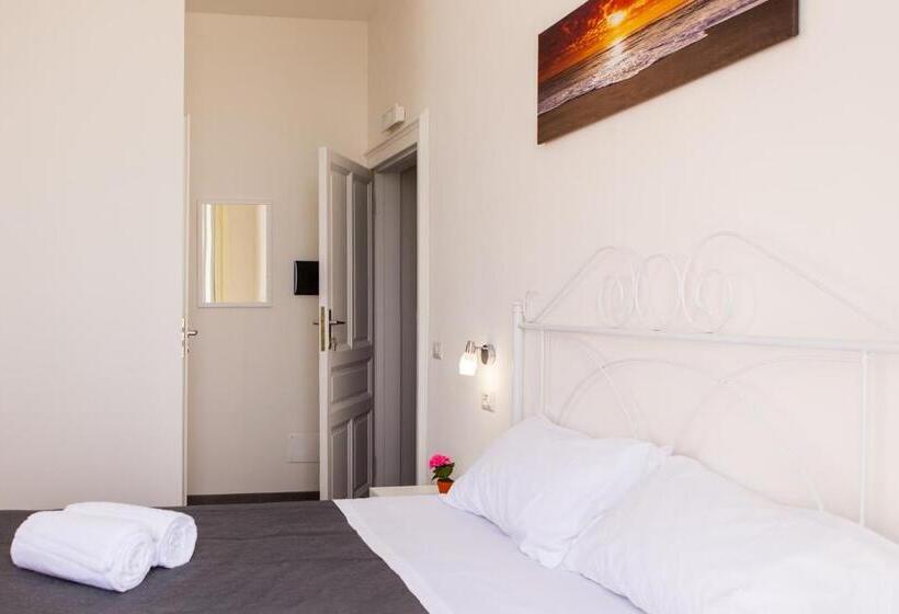 Стандартный Номер Кровать Кинг, Sea Beach Pozzallo
