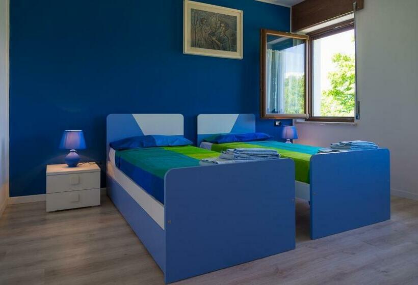 带花园景观的标准三人间, Casa Verde Belluno