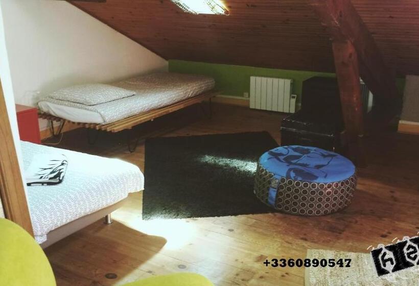 Четырехместный Номер Стандарт, H2oholidays   Auberge De Jeunesse   Youth Hostel