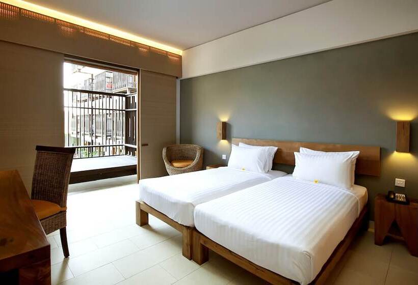 풀장 전망 디럭스 룸, The 1o1 Bali Oasis Sanur