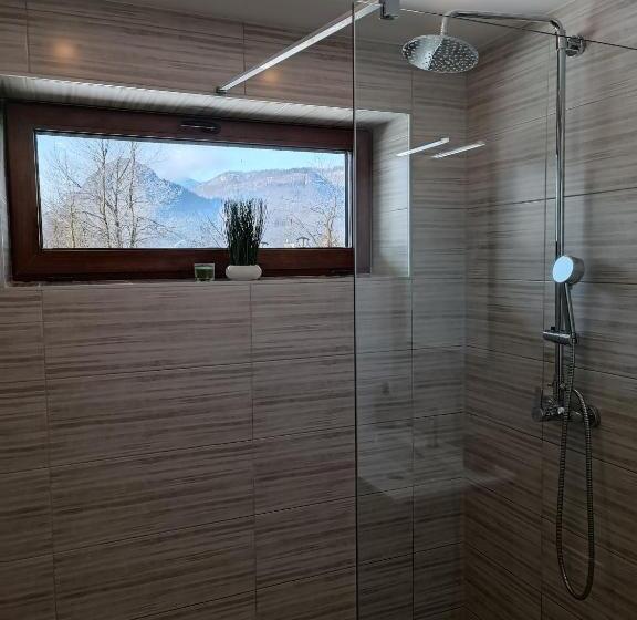 آپارتمان 1 خوابه همکف, Apartmaji Hodak
