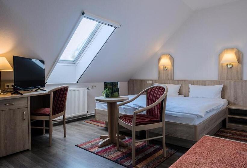 Номер Стандарт, Restaurant & Hotel Storchenklause