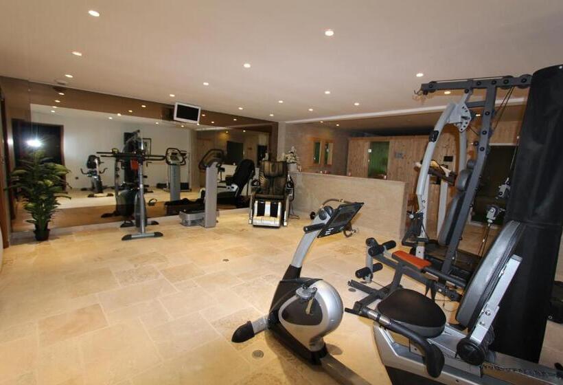 Номер Стандарт Вид на Сад, Havre De Paix 5 étoiles Prestige Jacuzzi, Hammam, Sauna, Piscine Chauffée Mougins Cannes Grasse