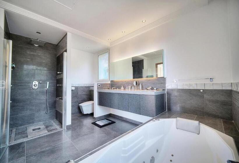 Стандартный Номер Кровать Кинг, Havre De Paix 5 étoiles Prestige Jacuzzi, Hammam, Sauna, Piscine Chauffée Mougins Cannes Grasse