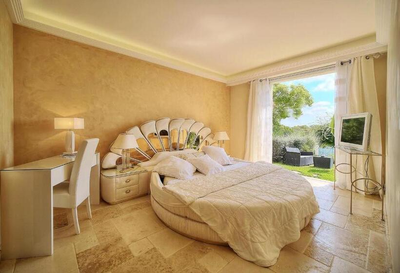 اتاق استاندارد با تخت بزرگ, Havre De Paix 5 étoiles Prestige Jacuzzi, Hammam, Sauna, Piscine Chauffée Mougins Cannes Grasse