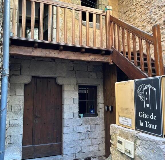 Номер Стандарт, Gîte De La Tour