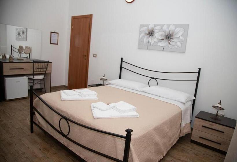 Номер Стандарт, Casamia