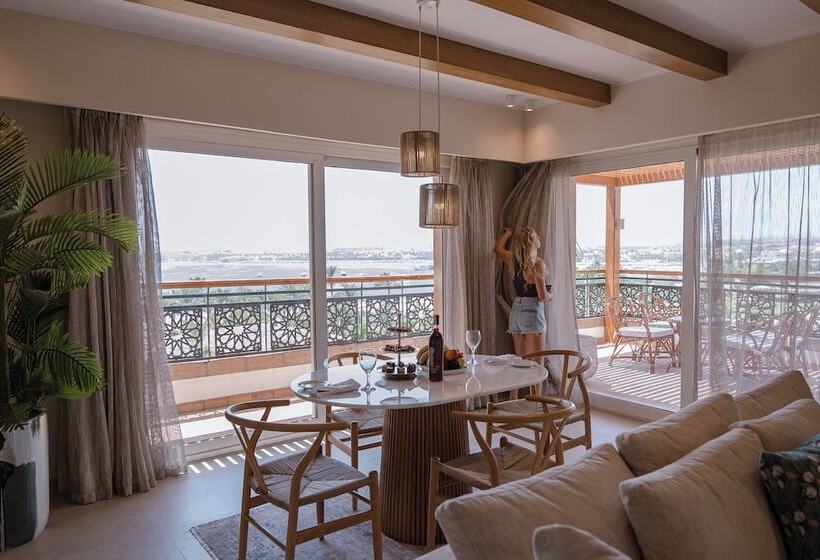 سوئیت پرزیدنت, Fort Arabesque Resort, Spa & Villas