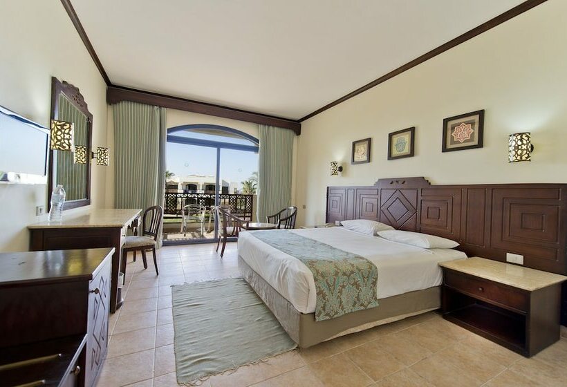 اتاق استاندارد با چشم‌انداز استخر, Amphoras Beach   Ultra All Inclusive