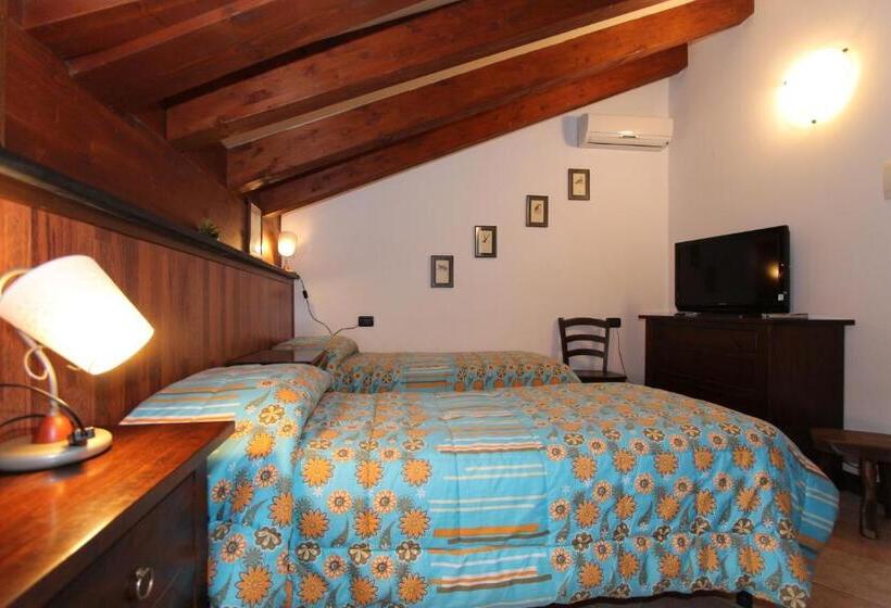 Номер Стандарт, Albergo Santo Spirito