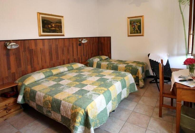 Номер Стандарт Трехместный, Albergo Santo Spirito