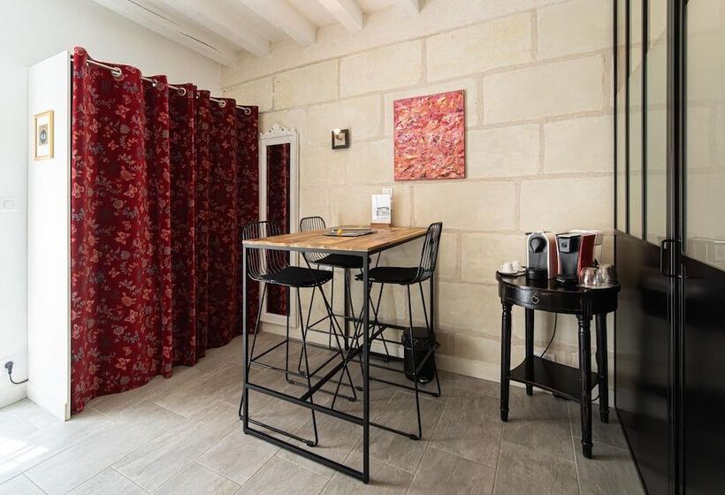 Номер Стандарт Трехместный, Le Clos De La Rousselière B And B