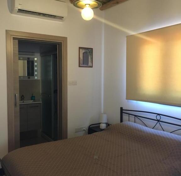 스탠다드 룸 킹사이즈 침대, Xenios Guesthouse