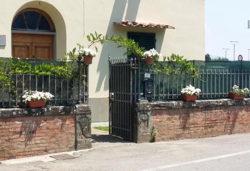 Четырехместный Номер Стандарт, La Stazione Per Dormire Guest House