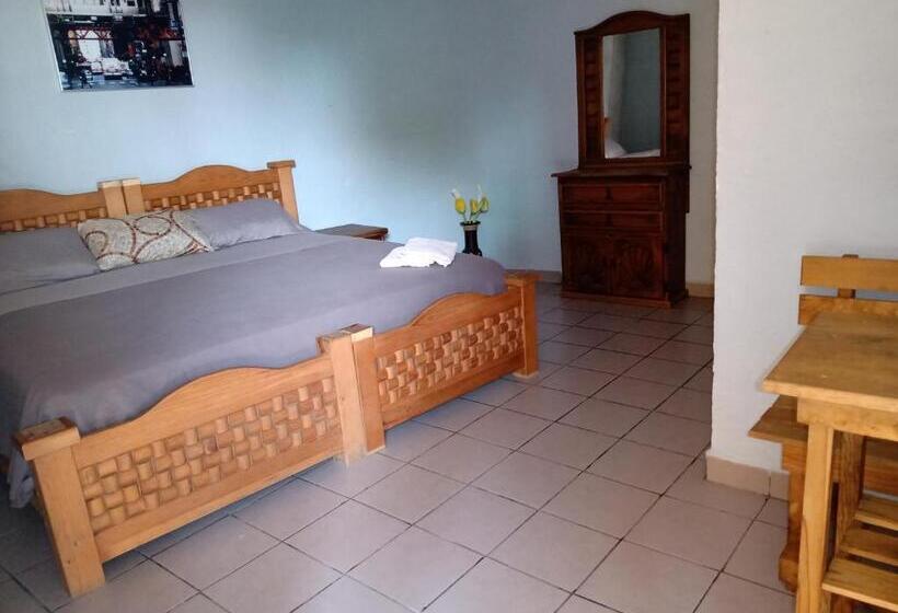 带大床的标准间, Hospedaje San Antonio Tepoztlán
