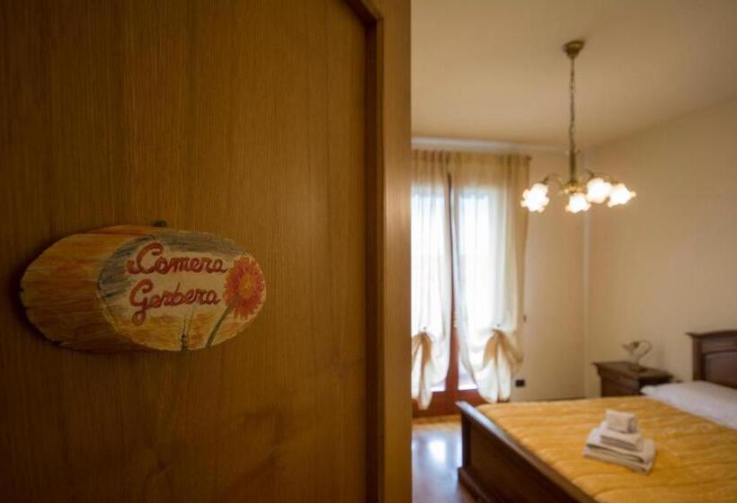 Standard room with outdoor bath, Bed & Breakfast Profumo D Estate