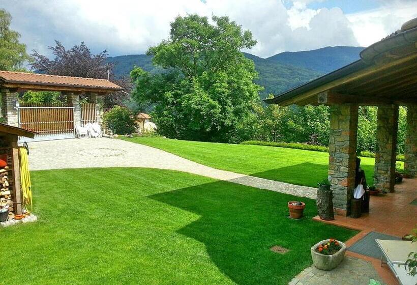 Семейный Номер, B&b Villa Claudia