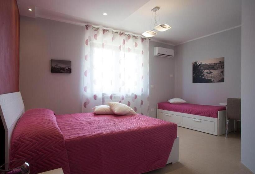 اتاق استاندارد سه نفره, B&b Olganna