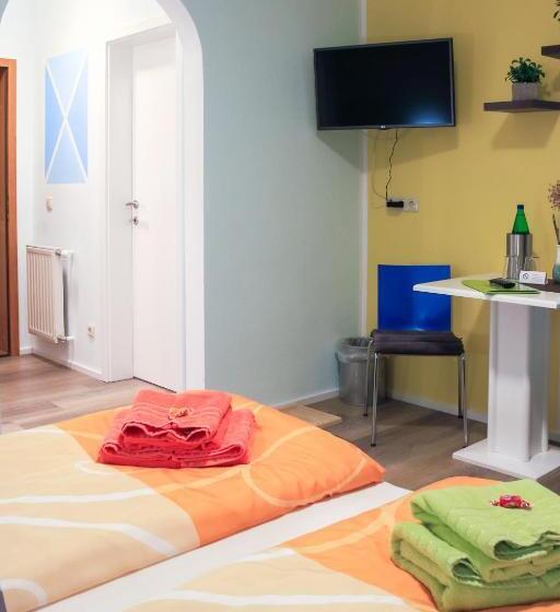 Номер Стандарт с Террасой, Gästehaus Sabina  Frühstückspension, Bed & Breakfest