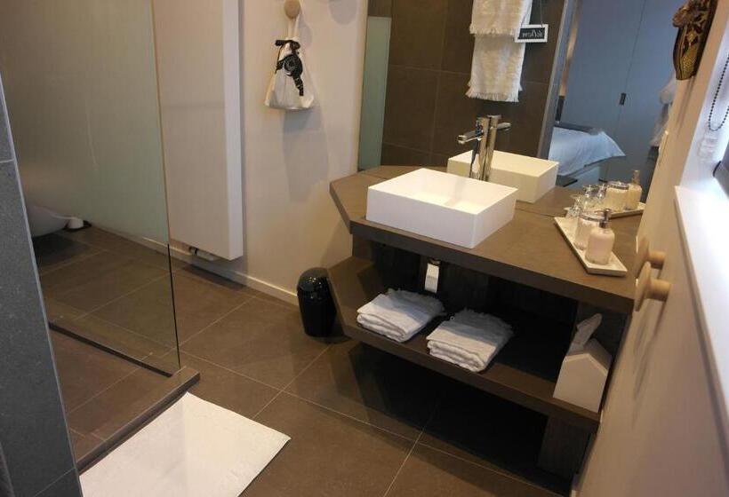 Стандартный Номер Кровать Кинг, B&b Sixteen