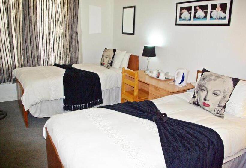 Номер Basic, Bun Clody Manor   Guest House & Coffee Shop