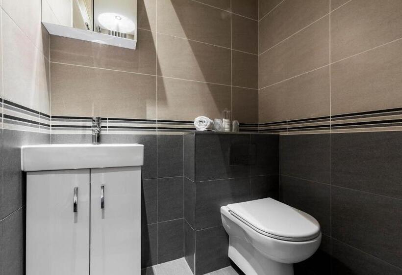 Номер Стандарт, Ashbys Accommodation & Spa Hire