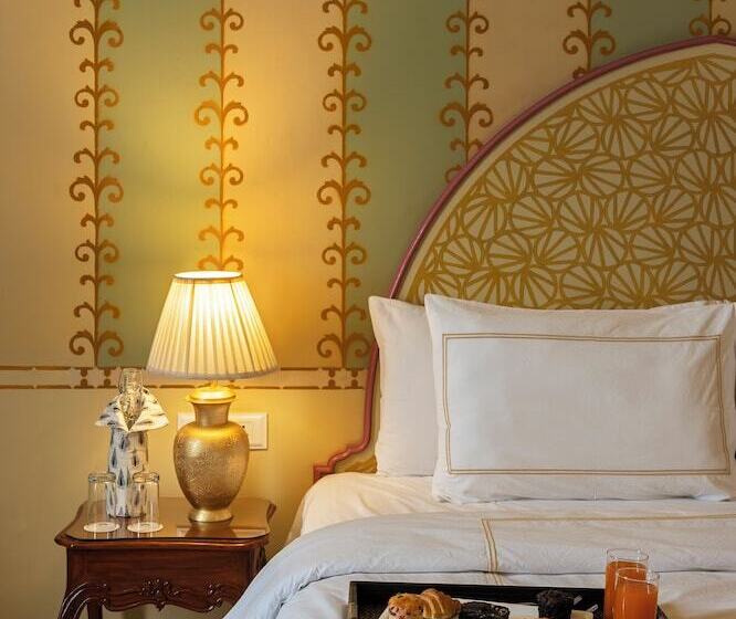اتاق لوکس, Brij Gaj Kesri, Bikaner   A Boutique Luxury Palace