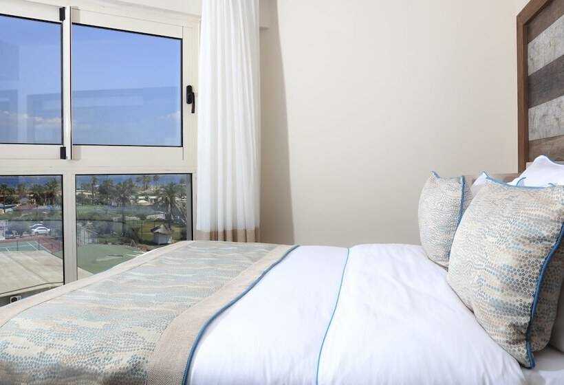 Люкс 2 Спальни, Design Plus Seya Beach