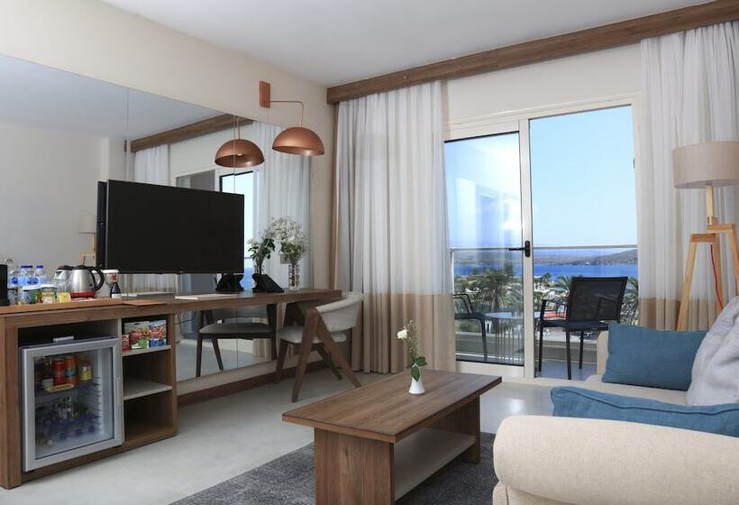 2 Schlafzimmer Suite, Design Plus Seya Beach