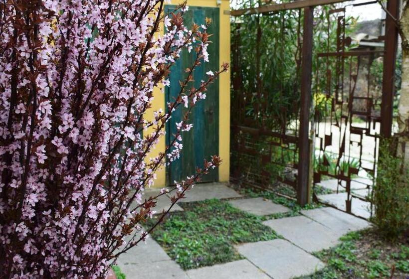 Трехместный Номер Классика, Agriturismo Casa De Colores