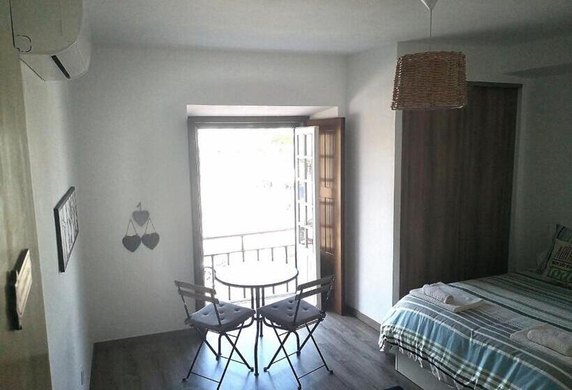 Номер Deluxe Вид на Море, Taah Billa Guest House