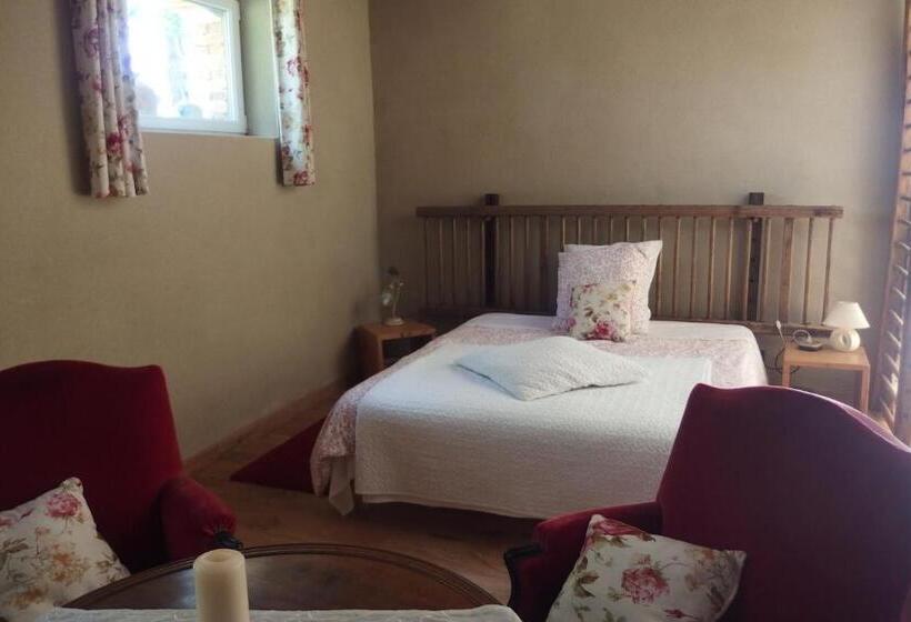 Номер Стандарт с Террасой, Stuartlodge S