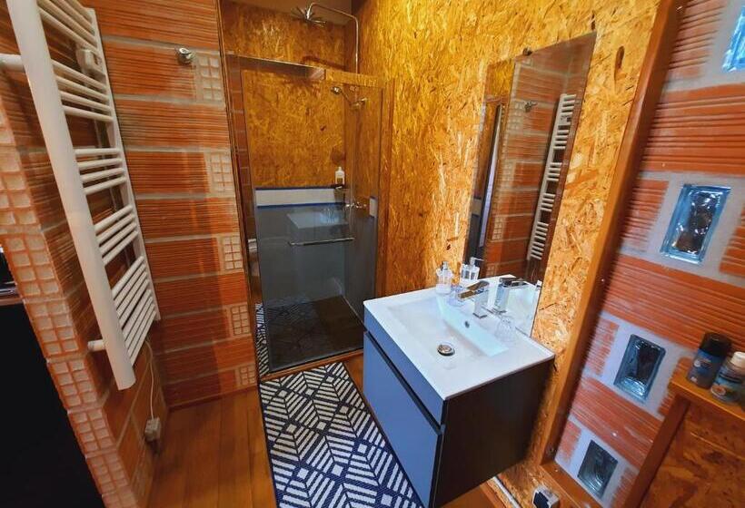 Номер Стандарт, Stuartlodge S