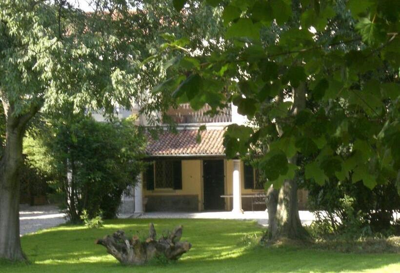 2 Bedroom Suite with Terrace, Villa Cantoni