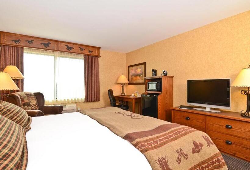 适合残疾人士使用的带超级大床的标准间, Best Western Plus Kelly Inn And Suites