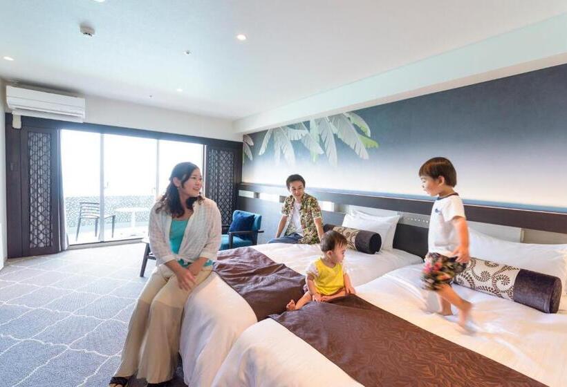 디럭스 트리플 룸, Kanehide Kise Beach Palace