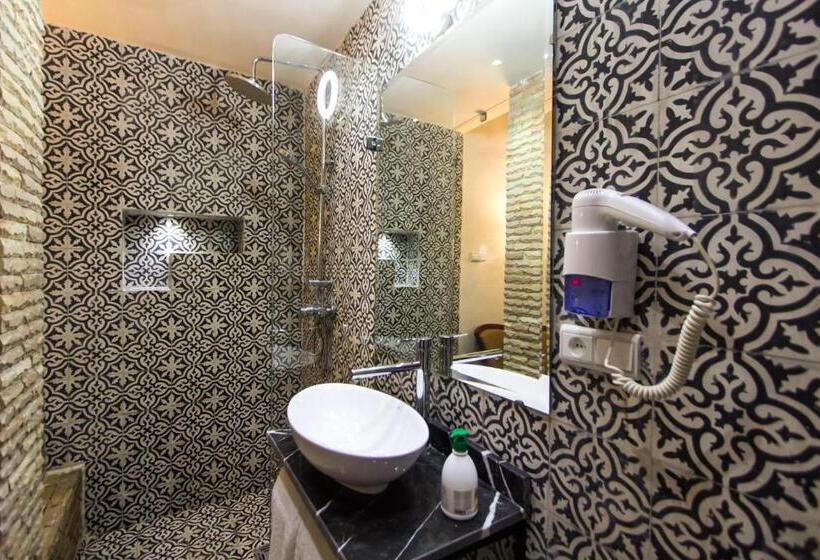 اتاق لوکس سه تخته, Riad 53 Fes   Luxury Oasis