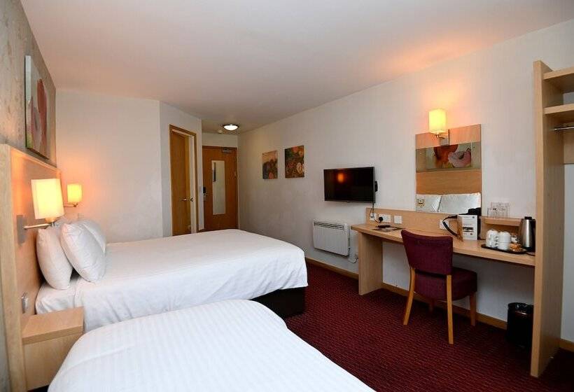 Семейный Номер, Meadow Farm Redditch By Marstons Inns