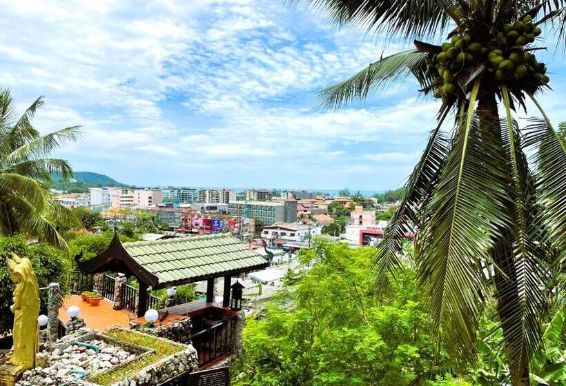 带大床的标准间, Boomerang Village Resort Kata