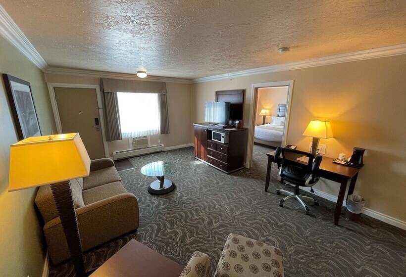 Люкс, Best Western Plus Mirage Hotel And Resort