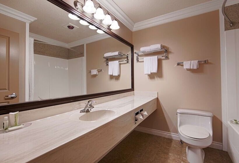 Люкс 2 Спальни, Best Western Plus Mirage Hotel And Resort